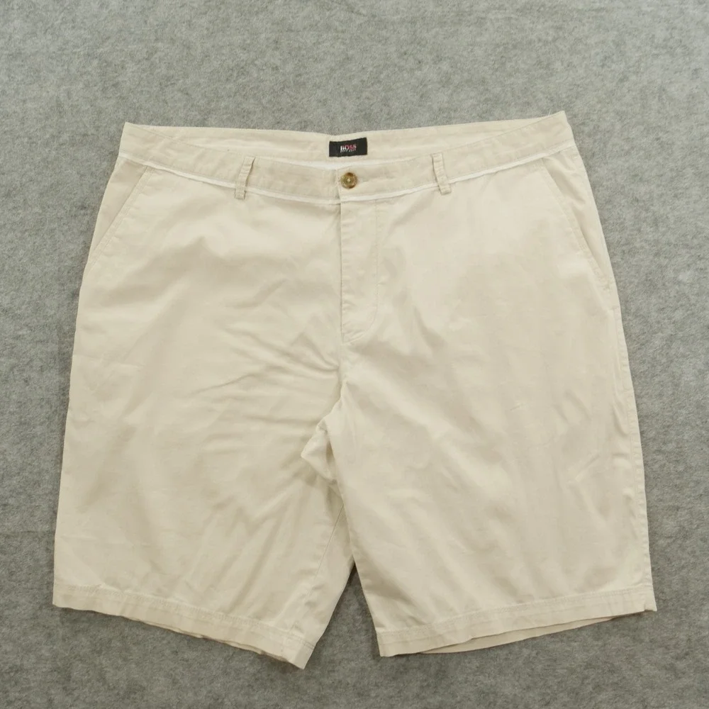 Hugo Boss Shorts Mens 38 Beige Flat Front Chinos Mid Rise Logo Casual